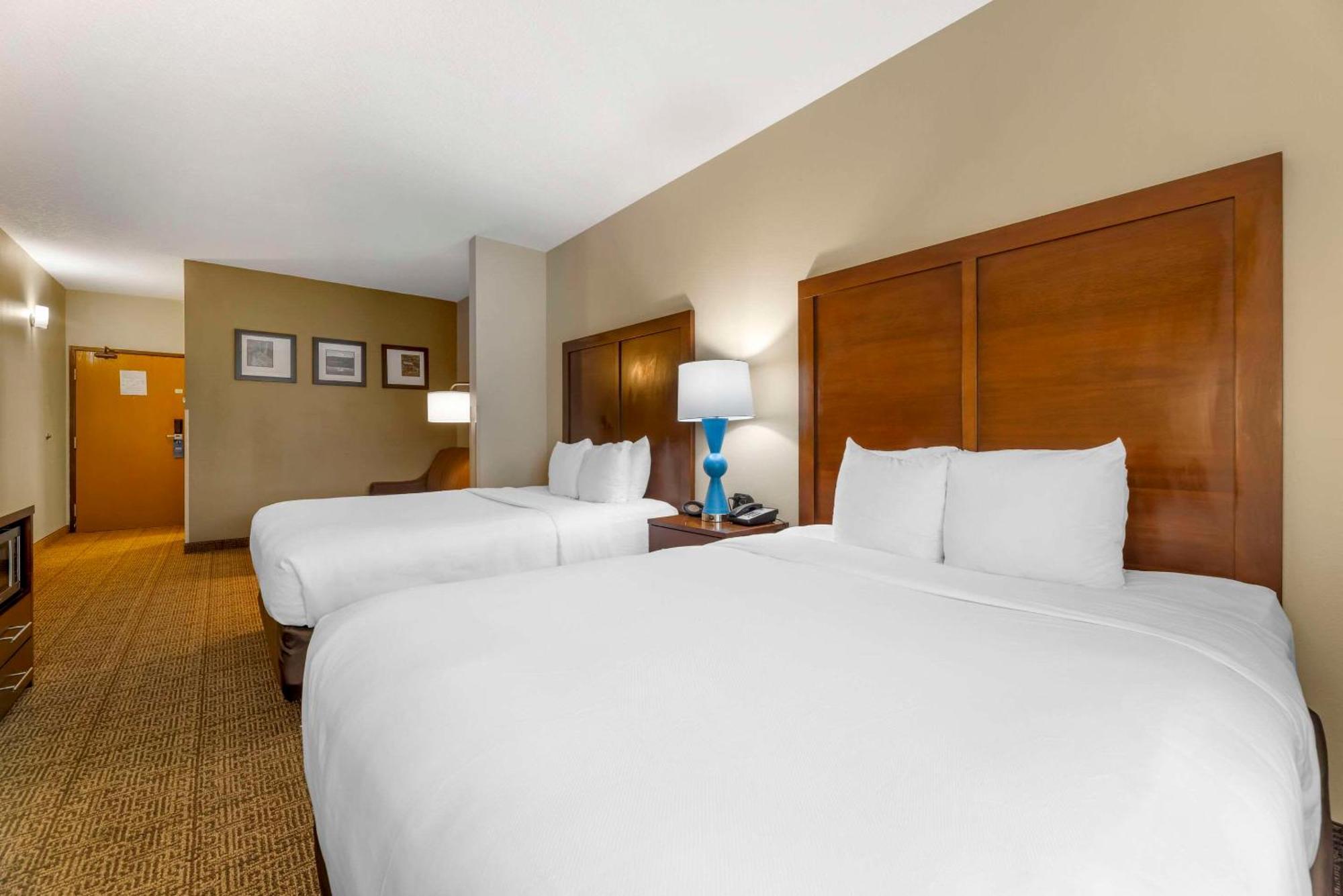 Comfort Suites Near Vancouver Mall Exterior foto